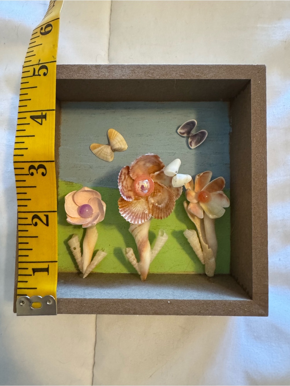 Handcrafted Seashell Flower Shadow Box - Brown Frame, Multicolor Shells - Picture 4 of 5